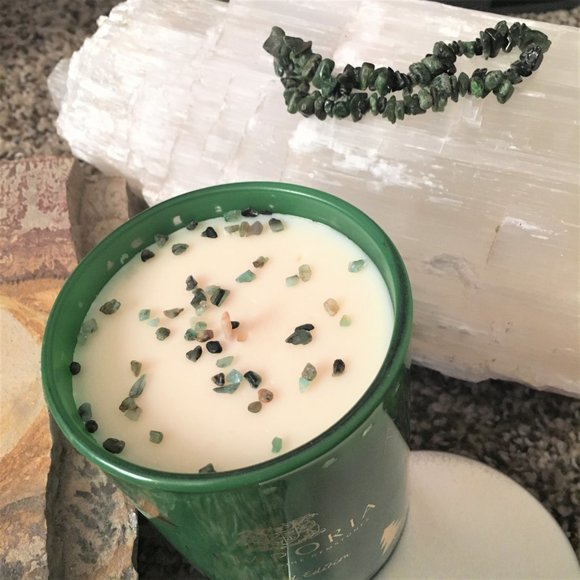 Genuine Emerald Pine Scented Candle & Chrome Diopside Bracelet - Picture 1 of 15